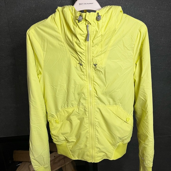 Bench One Timer Jacket Size Medium - Picture 9 of 10